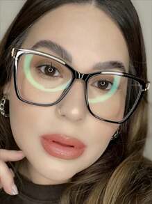 1 件方形双色 TR90 材质金属镜腿女士透明镜片眼镜