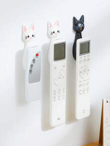 Three Creative Magnetic Hooks For Remote Controls, Featuring Strong Adhesive For Wall Mounting, Designed With A Cute Cat Cartoon, Perfect For Organizing TV And Air Conditioner Remotes Without Leaving Marks, And Suitable For Projectors - Multicolor - View 3