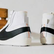 Nike Men's New COURT LEGACY NN Skate Shoes, Retro Fashion Casual Sneakers, Order 0.5 Size Up Recommended - White - View 9