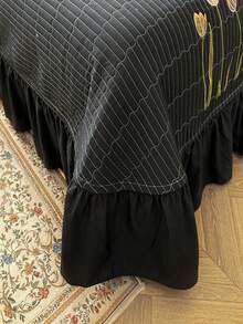 3件套花卉刺绣床上用品套装，绗缝毯和枕套，空调被毯 - 黑色 - 查看 5