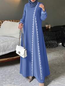Áo Abaya tay dài cổ tròn viền ren hoa trang nhã dành cho nữ, thích hợp cho dịp Eid và mùa xuân. - Màu xanh lam - Xem 1
