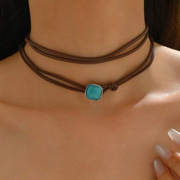 Collier vintage décontracté bohème unique en cuir PU avec pendentif géométrique multicouche en fil enroulé. Idéal pour l'été, les vacances à la plage, les festivals de musique et les fêtes. Cadeau pour elle.