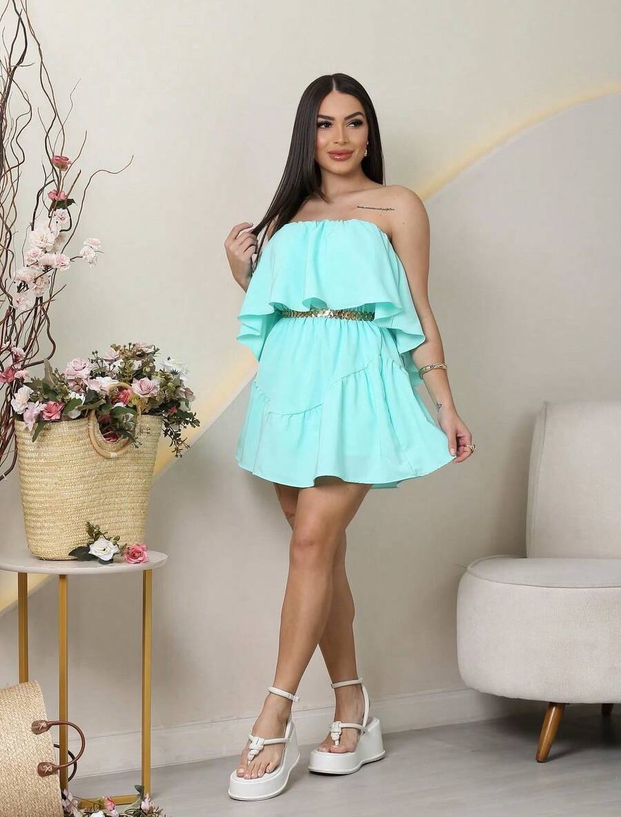 High Elasticity Flexible Fabric Loose Fit Comfort And Style Perfect Fit Piece That Enhances The Body Fabric That Stretches Shapes Without Tightening Free Movement Ideal For Hot Days Romper Off-The-Shoulder Romper Romper With Ruffle Romper With Elastic Waist Short Women's Romper Dress-Style Romper Light And Comfortable Romper Jumpsuit With A Fluid Fit Summer Romper Jumpsuit With Off-The-Shoulder Neckline Simple Knot Hem With Ruffle Pleated Casual And Feminine Look Clothes For Summer 2025 Boho Chic Style Romantic Look Romper For Outing Light Look For Everyday Fashion Romper Summer Wildcard Piece Clothes With Feminine Ruffles Charming Romper Ruffled Bust Romper Loose Romper Jumpsuit With Marked Waist Women's Romper With Ruffle Straight Neckline Romper Strapless Romper With Optional Strap (If Applicable) Jumpsuit With Off-The-Shoulder Sleeves Romper - 綠色 - 查看 1