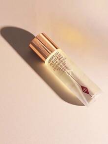 Charlotte Tilbury 喷枪完美防水定妆喷雾，无油轻盈保湿喷雾，用于定妆，100 毫升/3.3 盎司 - 無色 - 查看 4