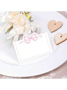50 piezas Tarjetas de mesa con lazo rosa, tarjetas de nombre de estilo carpa con lazo lindo, tarjetas de asignación de asientos en blanco, suministros de decoración de mesa de fiesta de cumpleaños para decoración de mesa de fiesta de cumpleaños, regalos, decoraciones de graduación, cumpleaños, decoraciones de fiesta, decoraciones de boda, verano, playa, regreso a la escuela, útiles escolares, decoración de habitación