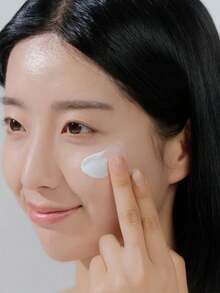 SKIN1004 MADAGASCAR CENTELLA AIR-FIT 輕盈防曬乳 50ml/1.69 Fl.Oz，透亮象牙色精華，快速吸收清涼感，抗汗，旋轉鎖蓋，日常使用，K-Beauty 韓系彩妝，禮品 - AIR-FIT SUNCREAM LIGHT - 查看 8
