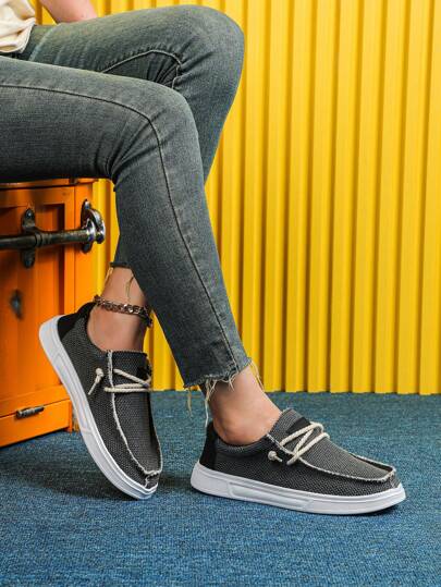 Chaussures de marche décontractées souples et respirantes en tricot pour femmes, convenant pour le travail, l'extérieur et les affaires