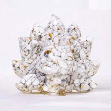 Manifest Wealth & Luck: Nine-Tailed Fox Crystal Resin Figurine - Prosperity Guardian Home Decor (3.43" X 3.15") - 綠色 - 查看 10