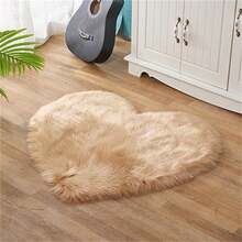 1pc Heart-Shaped Soft Plush Area Rug, Suitable For Girls Bedroom, Vanity Chair, Home Decor