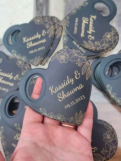 1 pieza Abridor de botellas magnético, regalo a granel para invitados de boda, regalo a granel de boda, regalo para invitados de boda, regalo de agradecimiento, abridor de botellas como favor de boda, regalo a granel para invitados, imán con forma de corazón para boda, imán con fecha de boda, favor de boda personalizado, regalo ideal para él, regalo ideal para ella, novia, novio, familia, amigos