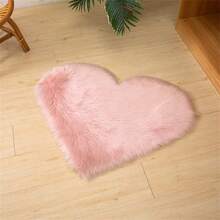 1pc Heart-Shaped Soft Plush Area Rug, Suitable For Girls Bedroom, Vanity Chair, Home Decor