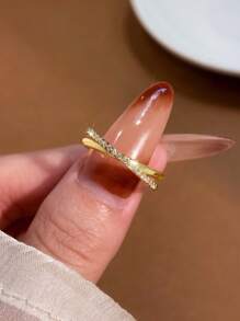 1枚925纯银十字架戒指，镶嵌立方氧化锆，优雅珠宝，女士礼物，生日、派对、日常佩戴皆宜 - 金色 - 查看 3