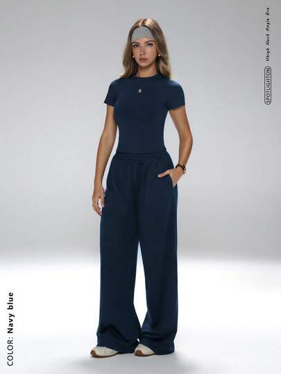 Versatile Twin Set,Flattering Silhouette,Coordinated Tee & Relaxed-Fit Pants,Leg-Lengthening Cut,All-Day Comfort,Minimalist Styling,#WeekendUniform #EffortlessChic,Basic Workout Set,Casual Lounge Two Pieces,Lengthening Wide-Leg Pants Set,Minimalist Activewear Coordinates,Essential Round-Neck Active Set