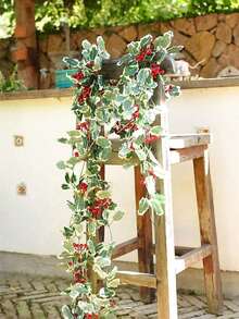 1 件人造冬青叶和红色浆果花环 - 塑料藤蔓装饰，适用于壁炉、大门、楼梯和房间 - 节日室内/室外装饰，适合冬季和新年庆祝活动、情人节、礼物、圣诞节万圣节装饰藤蔓 - 彩色 - 查看 8