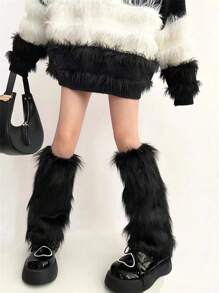 靴套和毛绒短腿套套装，女士冬季保暖腿套，饰有可爱狐狸毛边，用途广泛，适合Y2K舞会、日系JK风格等场合，舒适保暖。