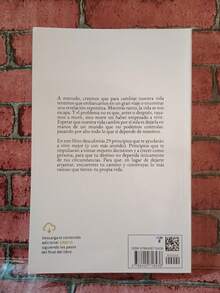 Te Vas a Morir y Todavia No Has Empezado a Vivir. 29 Prinipios para vivir mejor (y con mas sentido). Laura Falces y Uli Moreno Montana, Si sientes que estás sobreviviendo más que viviendo, este libro es para ti. - Libro único - Ver 2