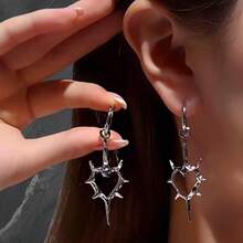 Punk Rock Hollow Thorns Heart Earrings For Women Stainless Steel Gothic Heart Drop Earrings Hip Hop Jewelry - 銀色 - 查看 8