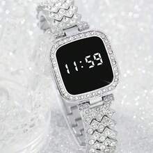 1 Set Women's Electronic Watch With Bracelet, Square LED Ladies Watch, Alloy Material, Fashionable Touch Screen Electronic Watch For Students - Silver - View 4