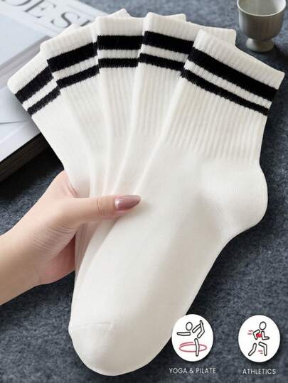 40只/30只/24只装男女通用舒适运动袜，适合运动和训练，女士长袜，适合休闲和商务穿着，抗菌、柔软、黑白配色，防臭、吸湿排汗、轻便透气，适合秋冬季节，另有20只/10只/8只/6只/4只/2只装可选。透气性极佳。