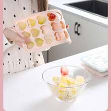 1 Piece Of Pink 21 Grid Ice Cube Mold, Creative Heart-Shaped Ice Cube Ice Making Mold, Household Soft Silicone Ice Storage Box - Pink - View 3