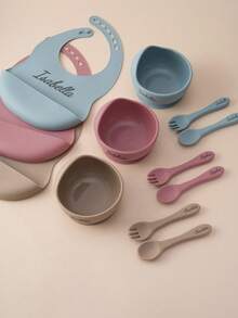 4PCS Personalized Customization Name Baby Silicone Tableware Suction Bowl Adjustment Bib Portable Spoon Fork Custom Color Contrast Dinner Set Back To School Winter Gift Ideas Boy Girl Valentine's Day, Letter, Ornamental, Exquisite, Stylish, Modern, Casual, Custom, Personalized, Unique, Customized, Ideal Gifts For Him, Ideal Gifts For Her, Son, Daughter - Multicolor - View 3