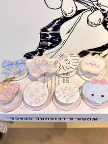 1个可爱少女卡通滑动磁力支架，可牢固吸附于任何手机壳、桌面支架、可伸缩便携支架，是送给女朋友、同学或亲戚的礼物。摆放位置和方向随机，兼容、安卓手机，是生日、家人、朋友的礼物。推拉式手机支架，手机配件