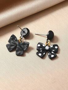 1 Pair Black & White Bowknot Earrings, Minimalist Design, Versatile, Suitable For Daily Wear, Birthday Gift