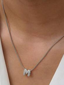 1件不锈钢英文字母吊坠项链，适合女孩、儿童、家人、朋友，可作为生日礼物或日常佩戴。 - 銀色 - 查看 3