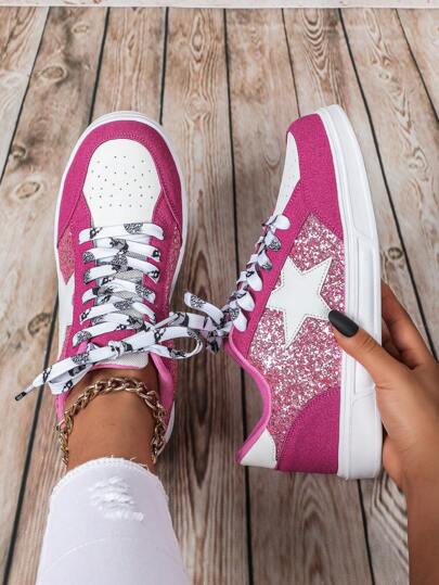 Baskets décontractées pour femmes avec bloc de couleurs fuchsia et blanc, décoration en étoile à paillettes, lacets, bout rond, semelle en caoutchouc confortable et durable, convient pour les voyages, les activités de plein air, les trajets quotidiens, assortiment de couple