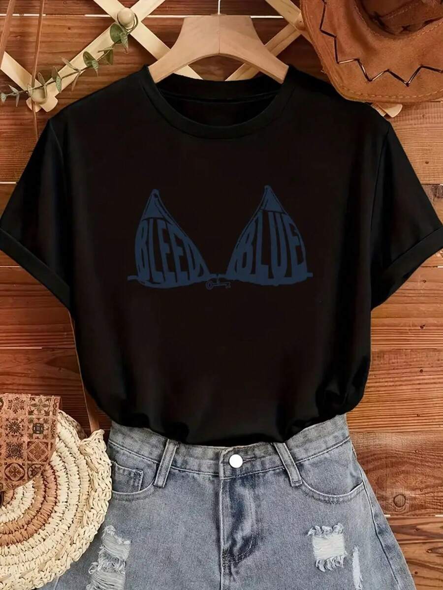 Camiseta manga corta grafico estilo bikini azul texto "bleed blue" cuello redondo estilo moderno casual - Negro - Ver 1