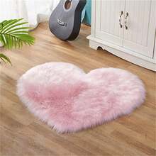1pc Heart-Shaped Soft Plush Area Rug, Suitable For Girls Bedroom, Vanity Chair, Home Decor