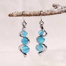 1 Pair Bohemian Creative Wavy Blue Earrings - Hypoallergenic - Suitable For Daily Wear And As Gifts, Holiday Parties, Birthday Parties, New Year And Valentine'S Day Presents Bohemian Creative Curve Wave Earrings European And American Inlaid Hyland Cat's Eye Gemstone Earrings