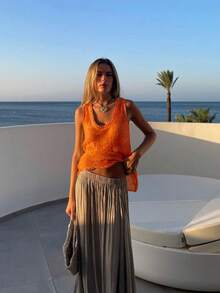 女士法式时尚休闲可爱闪亮纹理不对称下摆圆领无袖针织吊带背心，适合度假穿着，夏季必备