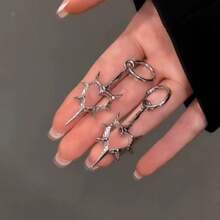 Punk Rock Hollow Thorns Heart Earrings For Women Stainless Steel Gothic Heart Drop Earrings Hip Hop Jewelry - 銀色 - 查看 4