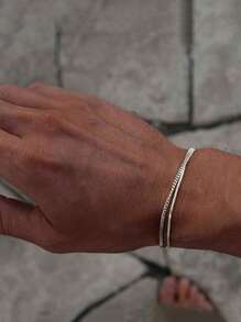 1pc Celestial Twined Black Diamond Bracelet For Men, Titanium Steel, Smudge-Proof, Modern Design, Stylish Accessory