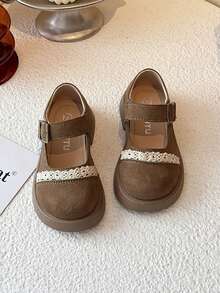 A Pair Of Sweet Little Leather Shoes With Thick-Soled Soles Decorated With Lace And Buckles For Girls Is Suitable For Daily Use - Camel - View 2