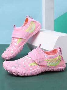 Calçados infantis para travessia de rios e calçados aquáticos, novos calçados de verão para meninos e meninas, calçados casuais para casa, calçados respiráveis para crianças