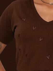 SILK ROUTE Women's V-Neck Blouse With Heart Embroidery, 100% Cotton. - 鏽棕色 - 查看 3