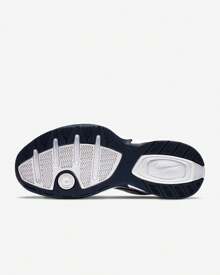 Nike 男款 Air Monarch IV 交叉訓練鞋 黑色 常規 白色/金屬銀色