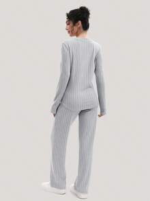 女式长袖 V 领 T 恤针织休闲弹力上衣，带凹槽和拉绒条纹，一件套 - 淺灰色 - 查看 2