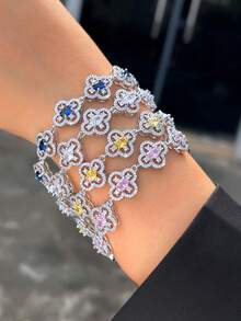 1pc Beautiful 4-Leaf Clover Chunky Cubic Zirconia Paved Luxury Wedding Banquet Bridal Party Bracelet For Women, Holiday Festival Jewelry Gift