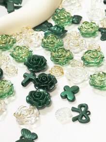 Eine Tasche mit 70g Großmutter Grün Gold kantigen grünen Rosen Gemisch, Bogen, Faux Perle DIY Armband, Handy-Hülle, Halskette, Schmuck, hausgemachte Geschenke für Freunde, perforierte Multifunktions-Schmuck und dekorative Requisiten können als Rahmen-Dekoration verwendet werden.