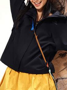 CAMEL CROWN Chaqueta casual deportiva con capucha suelta y funcional a prueba de tres elementos para mujer en otoño