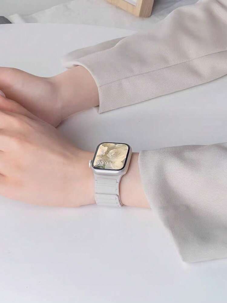 1pc Unisex Silicone Magnetic Loop Band, Compatible With Apple Watch Bands Series 38mm, 40mm, 41mm, 42mm, 44mm, 45mm, 46mm, 49mm - Ultra/10/9/SE/8/7/6/5/4/3/2/1 Series - Starlight Color - View 5