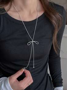 女士简约蝴蝶结吊坠项链，韩式独特设计长项链配饰，百搭，2025 年春夏新品