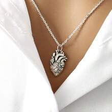 1 Piece Fashion Necklace For Women Gothic Anatomical Heart Pendant Necklace Retro Heart Hip Hop Necklace Punk Style Necklace Fine Jewelry Suitable For Daily Party Birthday Halloween Gift Etc - 復古解剖學心臟吊墜項鍊 - 查看 9