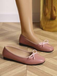 European & American Fashion Solid Color Ballet Bowknot Flat Shoes, Outdoor Spring/Autumn Ladies Slip-On Soft Leather Flat Shoes