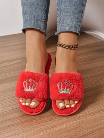 2025 Autumn/Winter New Women's House Slippers, Metal Crown Decor Fluffy Fashion Flat Indoor Slippers, Solid Color Fuzzy Open Toe Bedroom Slippers, Rhinestone Decorated Slip-On House Shoes, Suitable For Mother's Day, Chinese New Year, Christmas, Celebrations, Women's Day