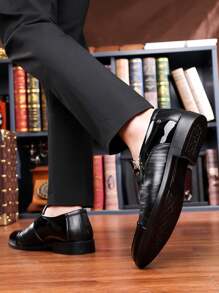 2025新款男士正装皮鞋，透气纯色一脚蹬商务正装鞋，适合所有季节，婚礼正装