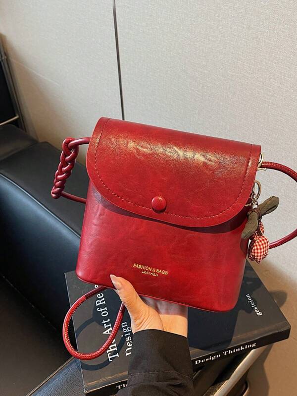1pc Solid Color Letter Zipper Closure Wallet, Fashion Shoulder Bag, High-End Crossbody Bag, Women's Phone Pouch With Pendant, Suitable For Daily Use